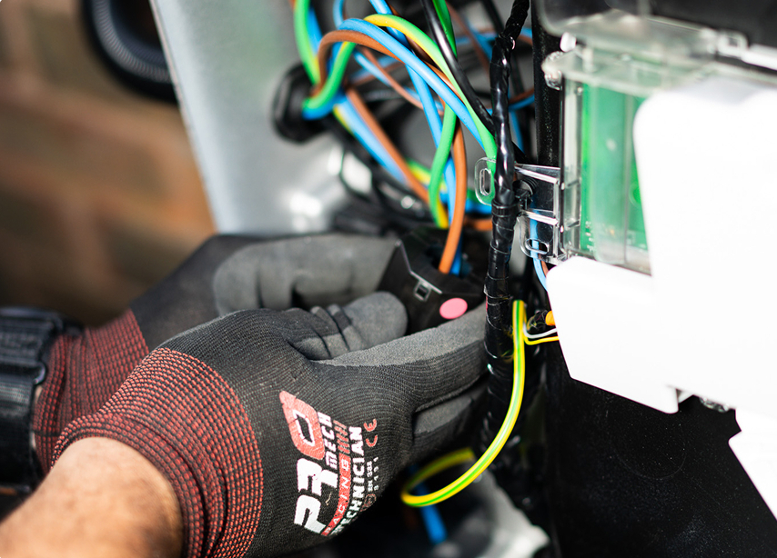 solar-batter-installation